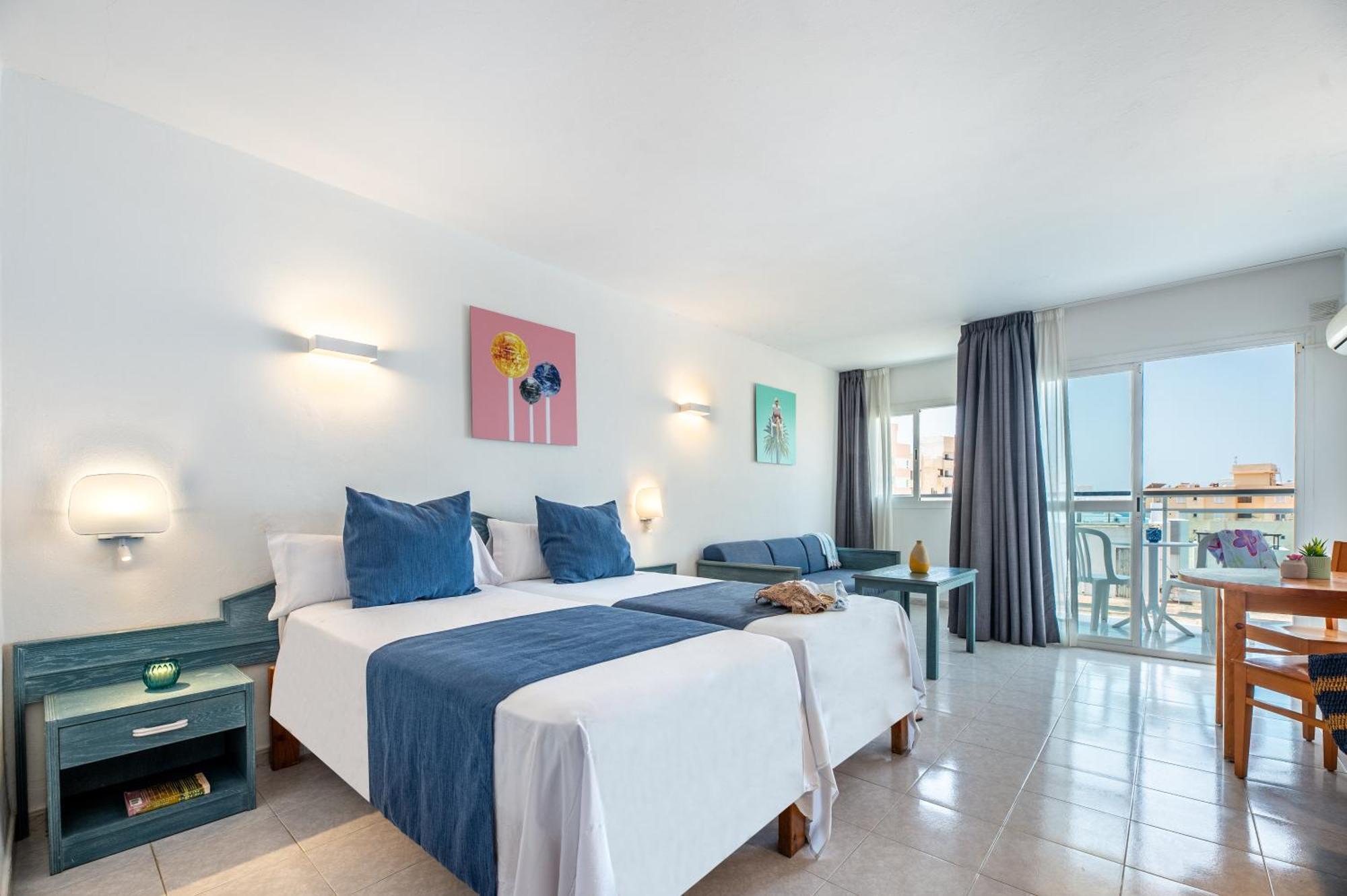 Hotel Apartamentos Vibra Central City - Adults Only San Antonio  Eksteriør bilde